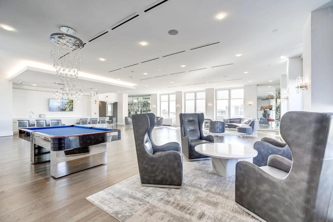 Awesome 1 Bedroom Apt + Den At Crystal City With Gym Arlington Exterior photo